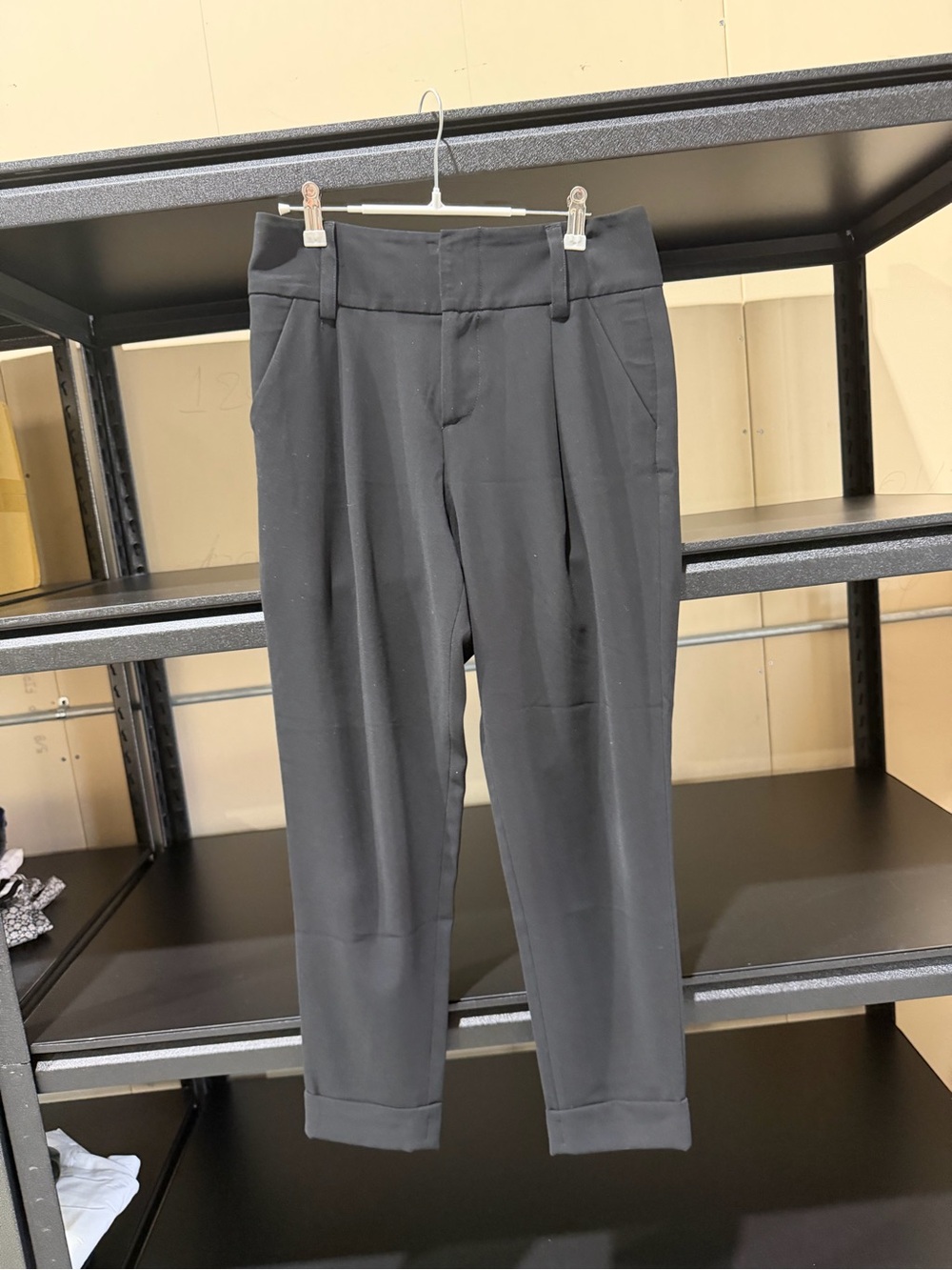 Alice + Olivia Black Cropped Dress Pants